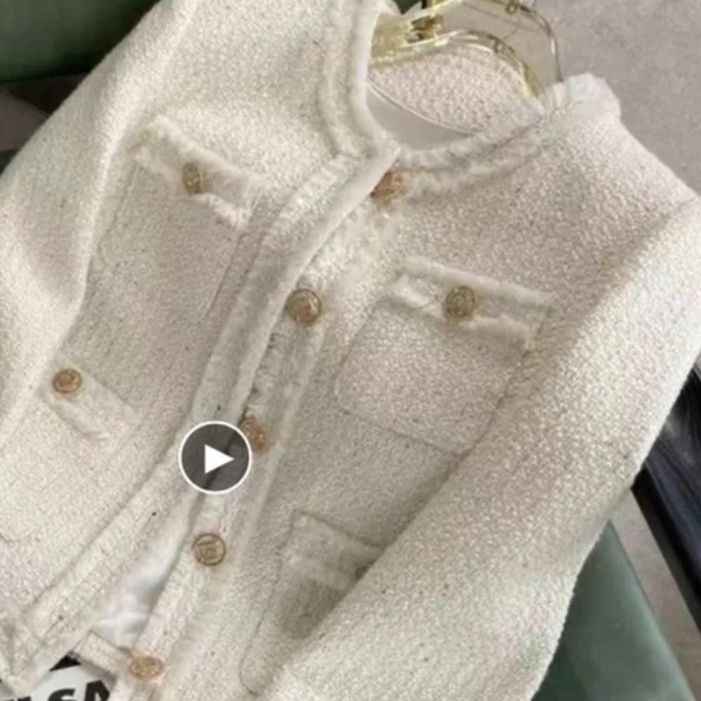 Women’s White Tweed Jacket Gold embossed button detail unsized EUC